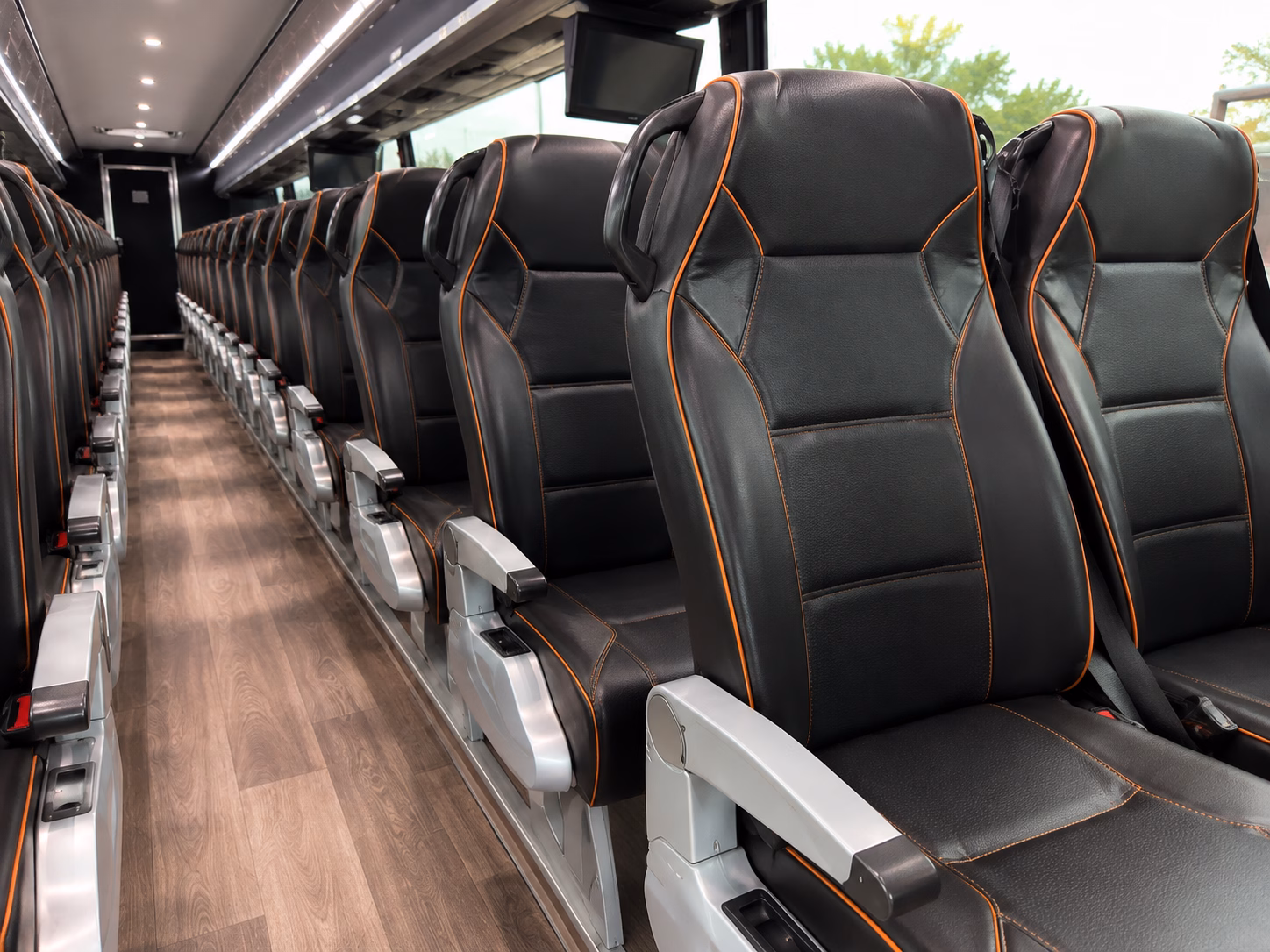 airport transfers between djt palm beach and jupiter
