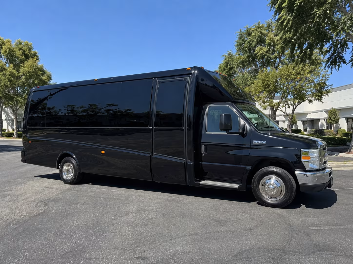 hit every photo stop in your west palm beach party bus before the dance